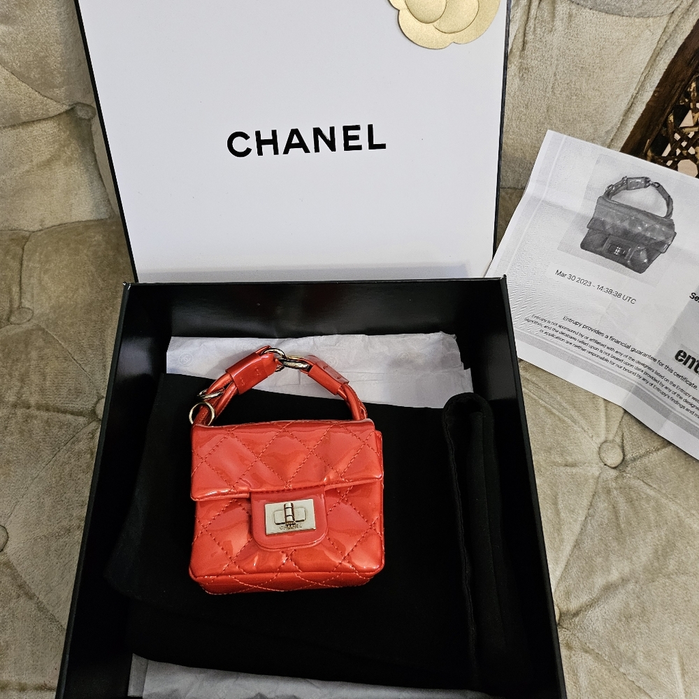 Authentic Chanel Red Patent Quilted 2.55 Accesory Micro Bag(wrist/anklet)